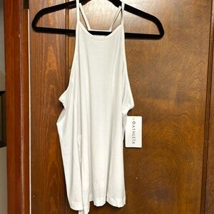 Athleta tank NWT essence explore tank